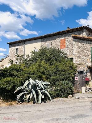 Maison de village - 100 m² - 5 pièces