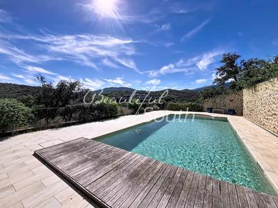 Mas - 385 m² - 10 pièces