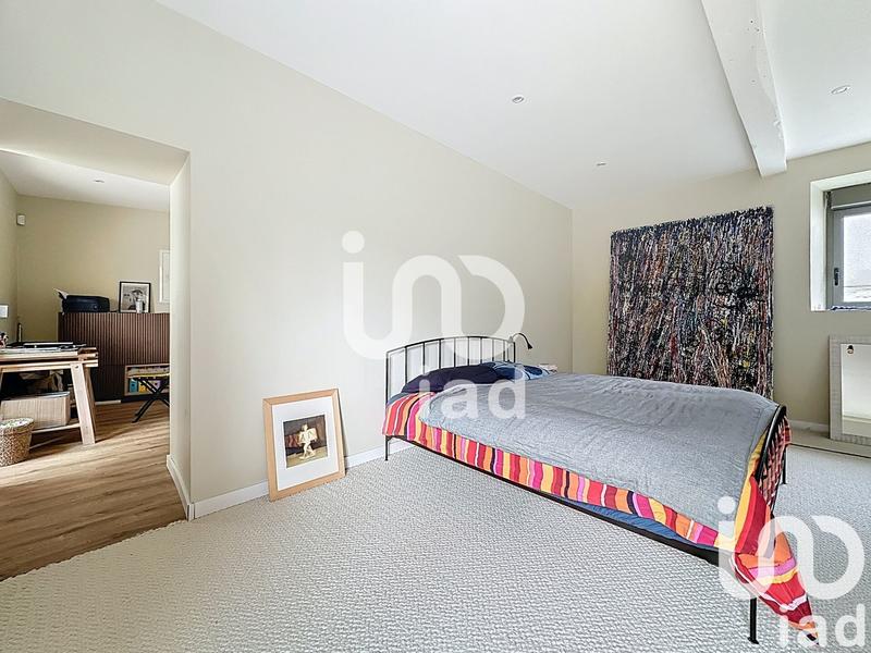 Maison - 180 m² - 5 pièces