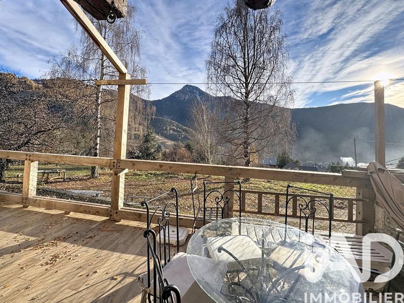 Châlet - 105 m² - 5 pièces