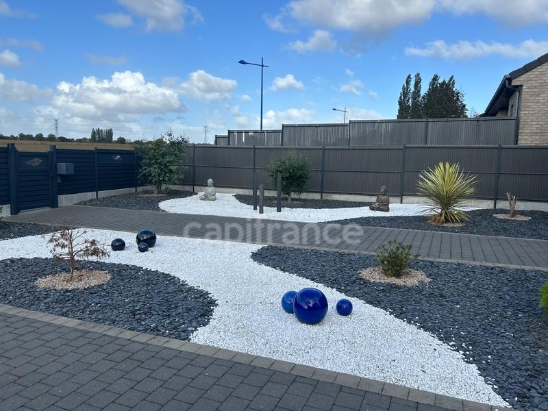 Maison - 200 m² - 5 pièces