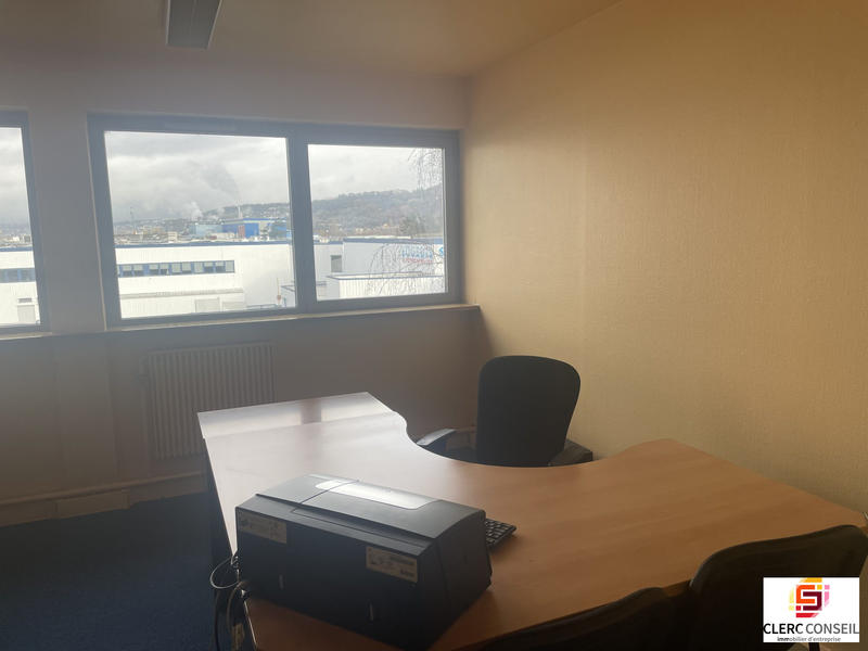 Bureau - 194 m²