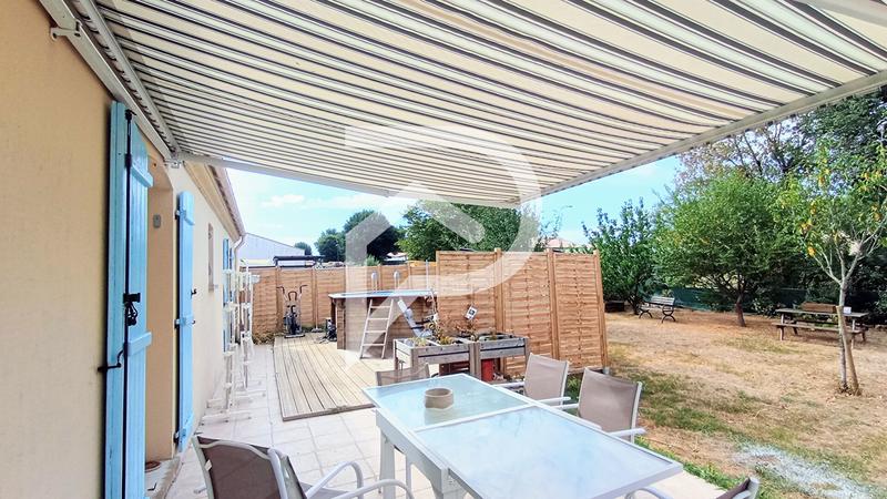 Maison - 95 m² - 5 pièces