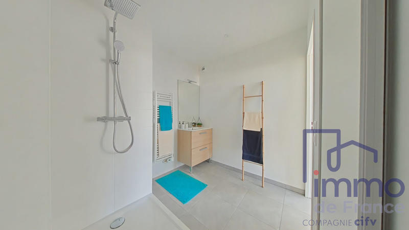 Appartement - 85 m² - 4 pièces