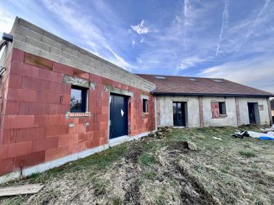 Maison - 250 m² - 8 pièces