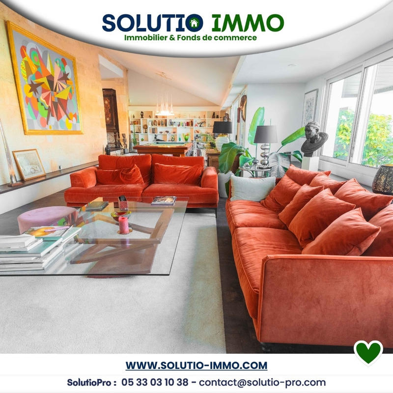 Maison - 243 m² - 6 pièces