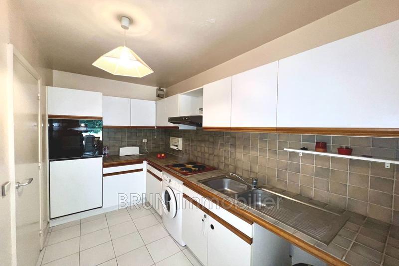 Appartement - 81 m² - 3 pièces