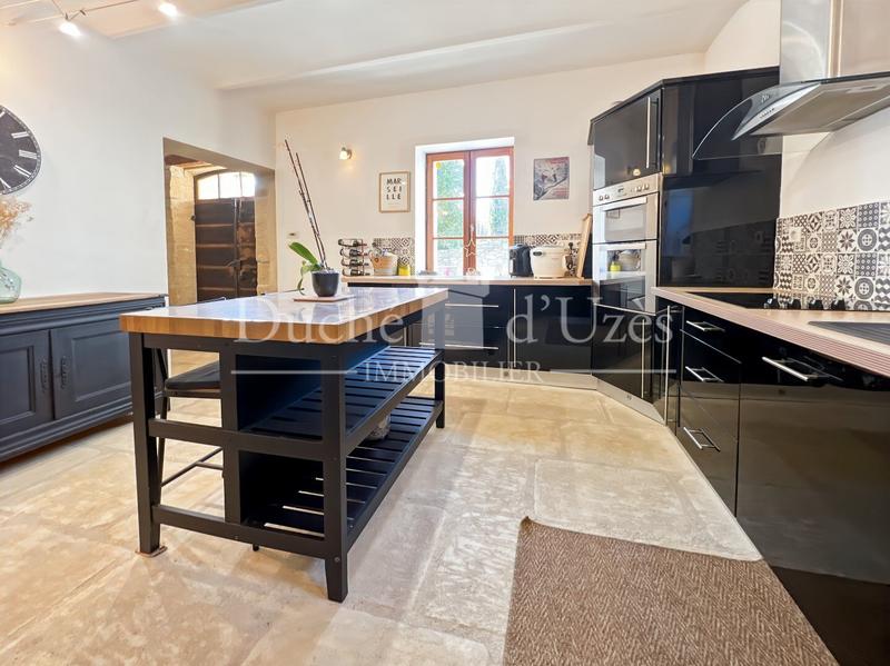 Maison - 104 m² - 4 pièces