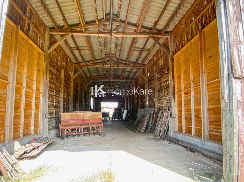 Propriété - 270 m² - 5 pièces