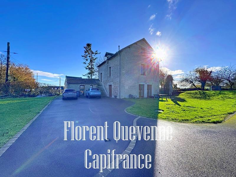 Maison en pierre - 142 m² - 7 pièces