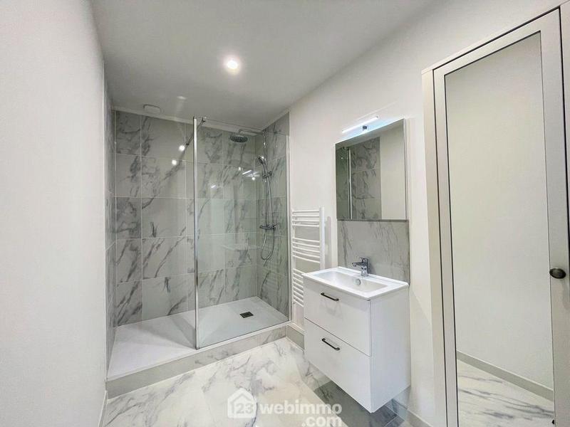 Maison de ville - 171 m² - 6 pièces