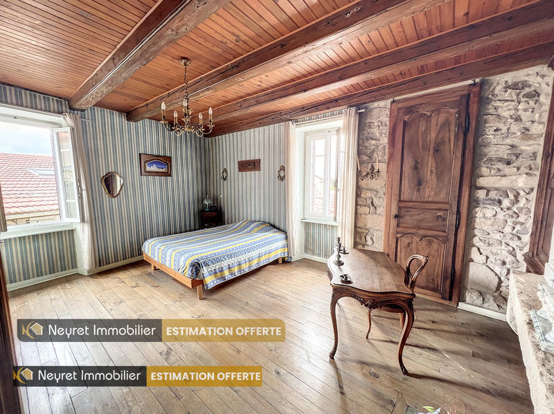 Maison de village - 199 m² - 7 pièces