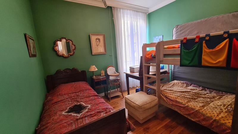 Appartement - 206 m² - 9 pièces