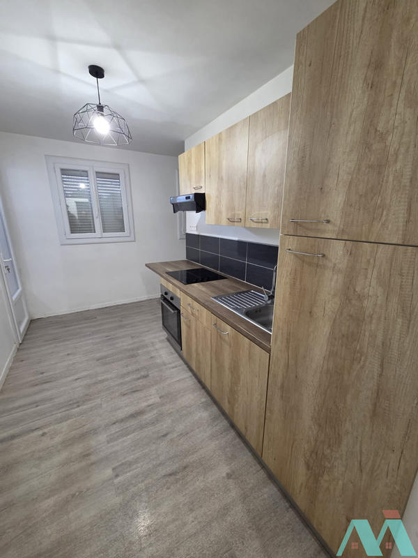 Appartement - 75 m² - 4 pièces