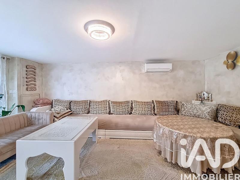 Maison - 208 m² - 5 pièces