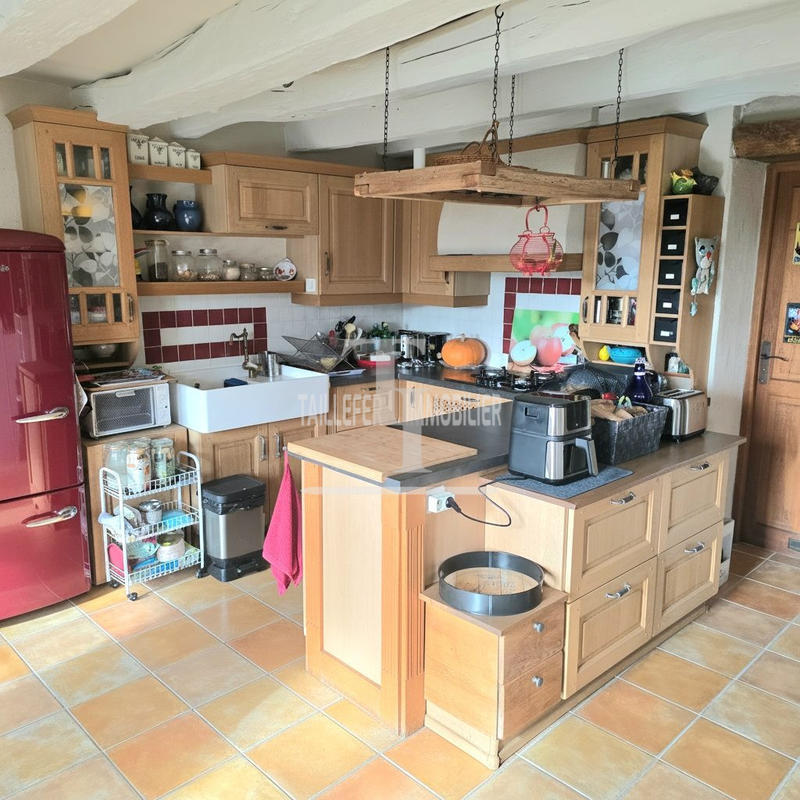 Maison ancienne - 300 m² - 10 pièces