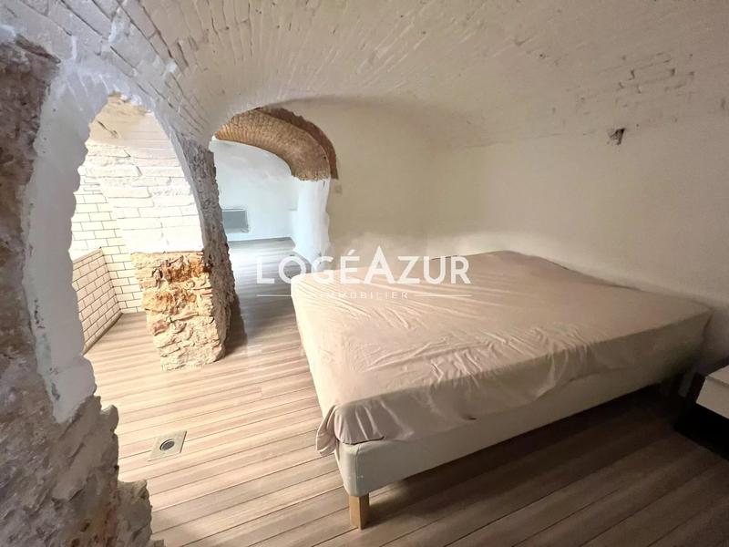 Appartement - 89 m² - 3 pièces