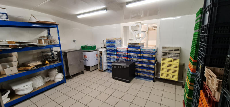 Local commercial - 344 m²