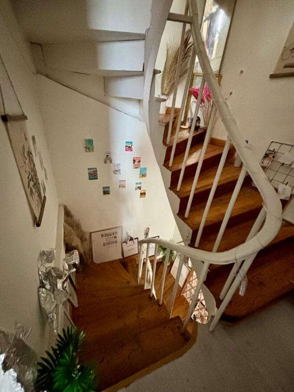 Maison - 180 m² - 7 pièces