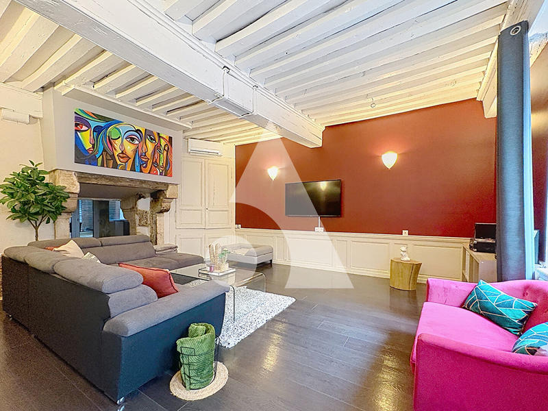 Appartement - 80 m² - 3 pièces