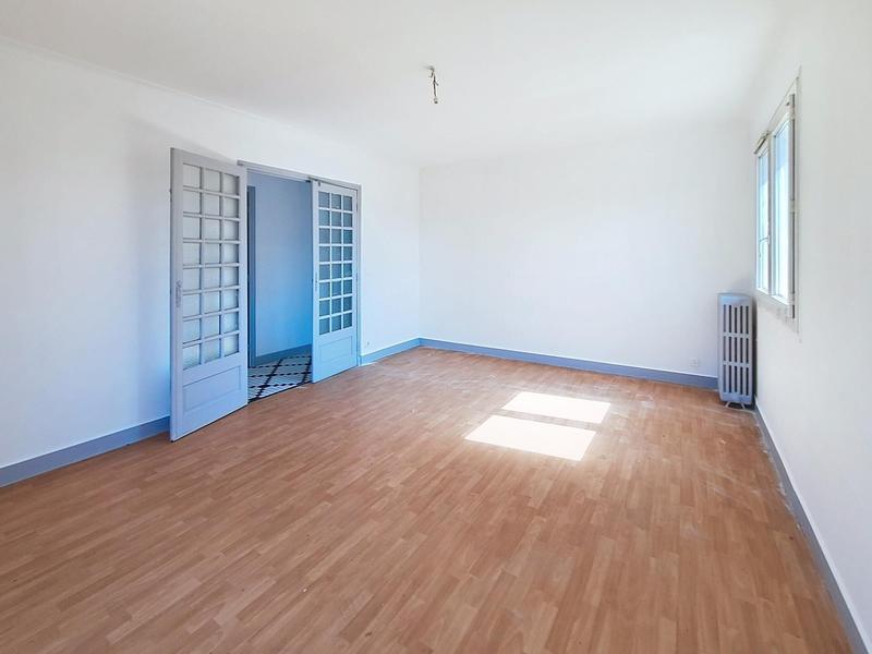 Maison - 159 m² - 8 pièces