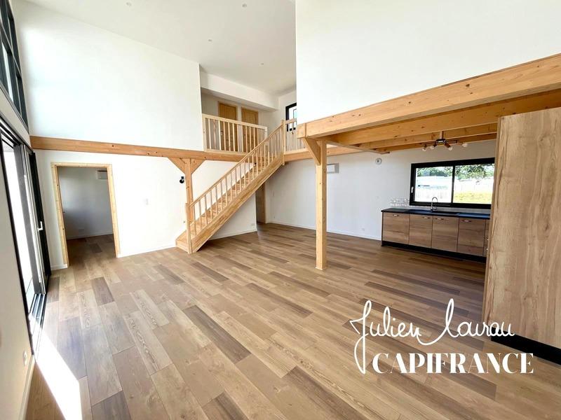 Maison - 102 m² - 5 pièces