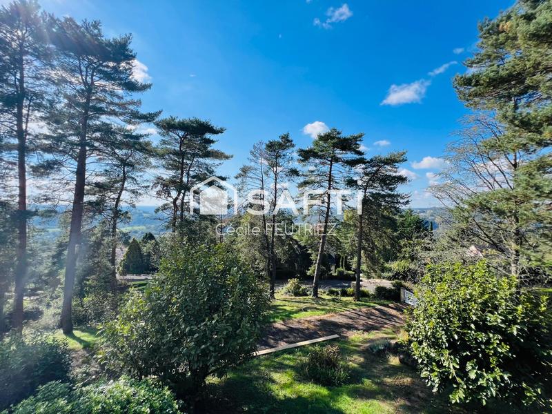 Maison - 231 m² - 6 pièces