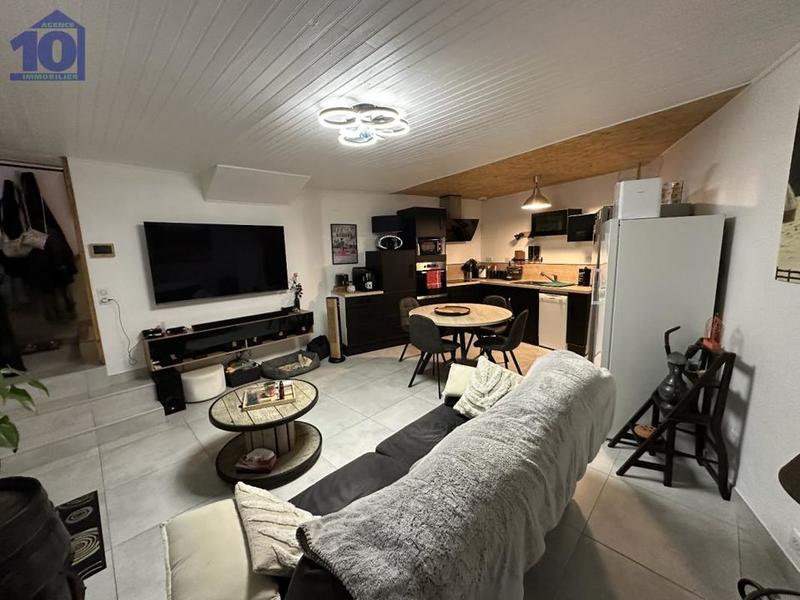 Maison - 81 m² - 4 pièces