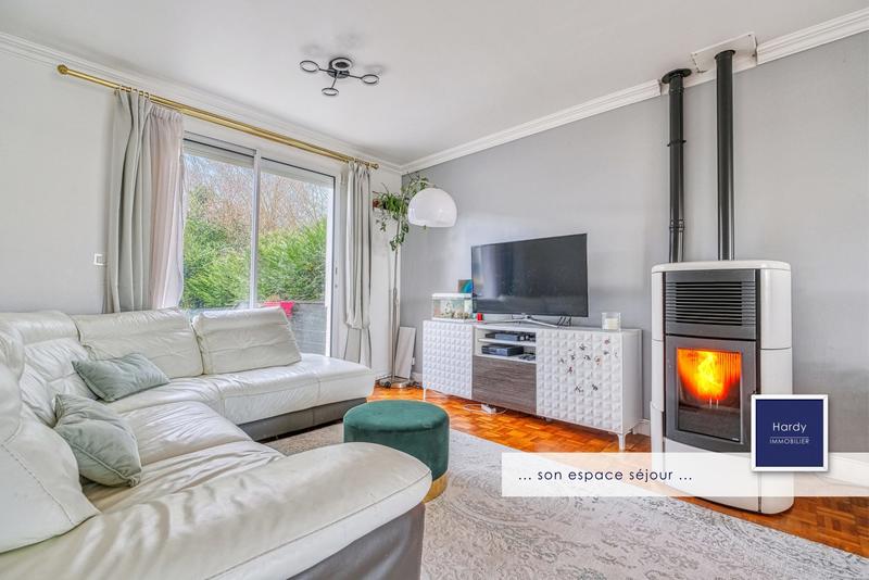 Maison - 140 m² - 6 pièces