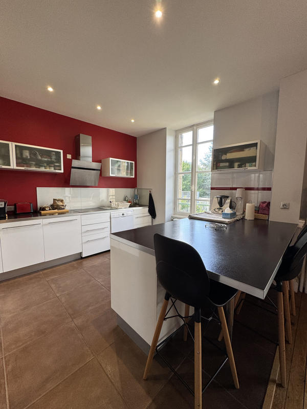 Appartement - 147 m² - 4 pièces