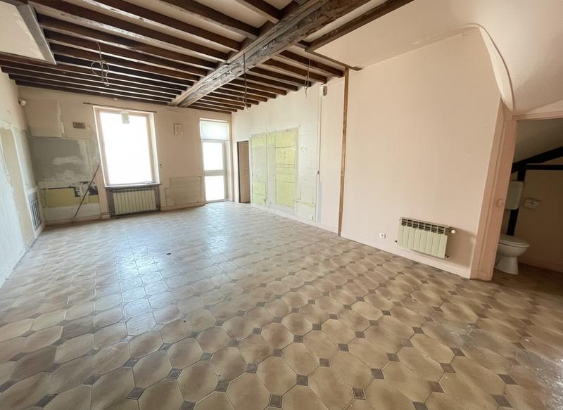 Maison - 203 m² - 8 pièces
