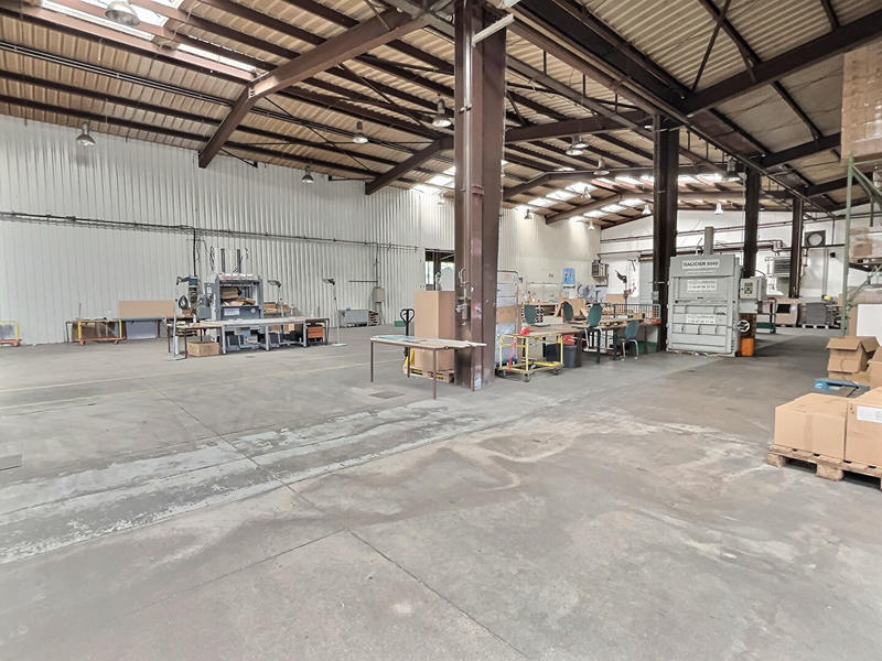 Local d'activité / Entrepôt - 4 500 m²