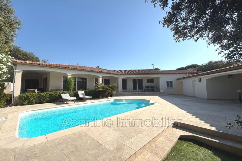 Villa - 203 m² - 6 pièces