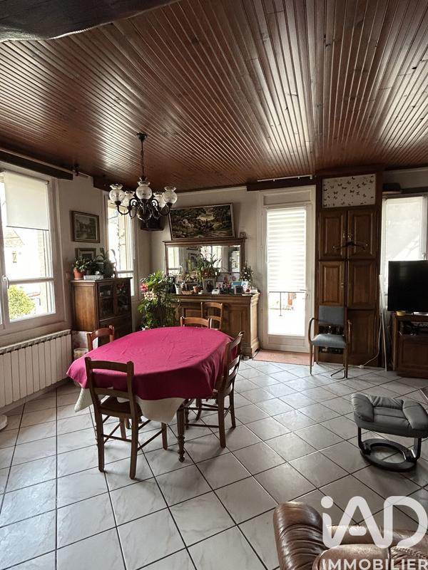 Maison - 121 m² - 5 pièces