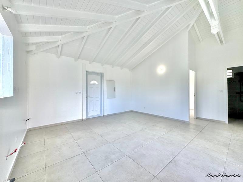 Maison - 91 m² - 6 pièces