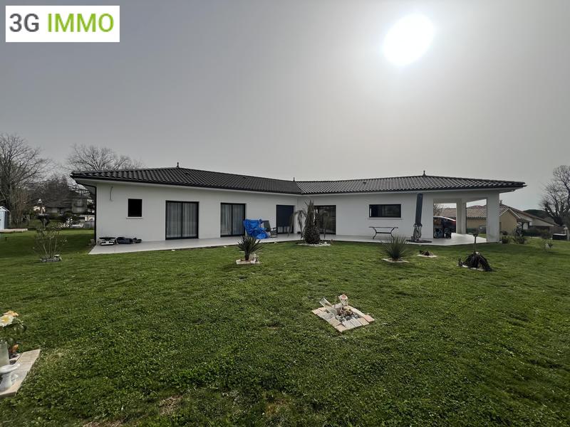 Maison - 208 m² - 6 pièces