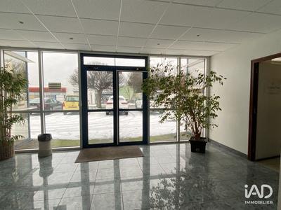 Local commercial - 596 m²