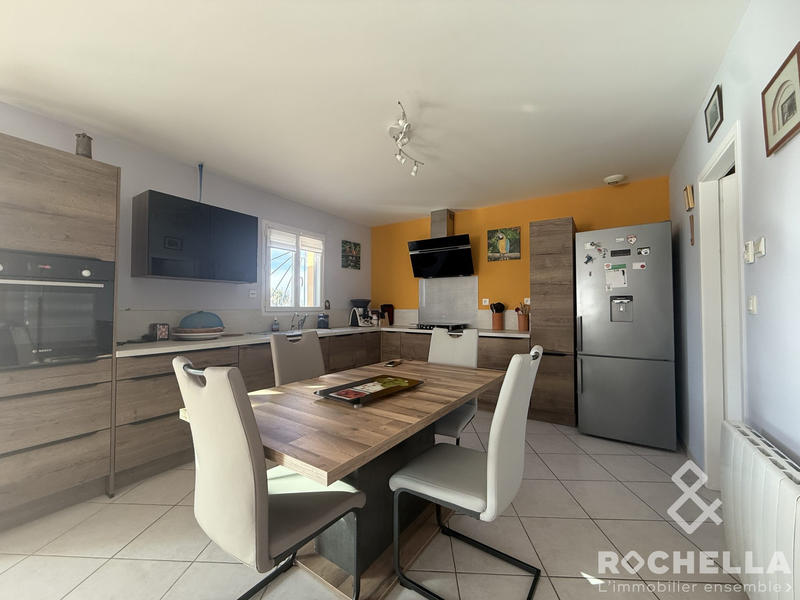 Maison - 102 m² - 5 pièces