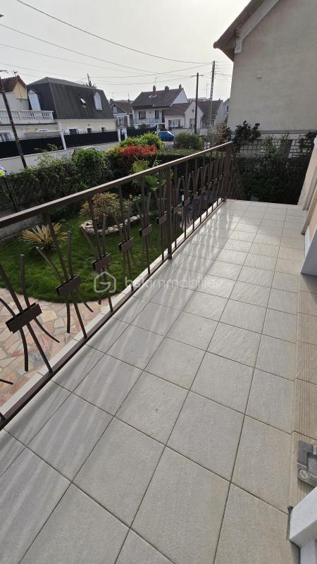 Maison - 88 m² - 5 pièces