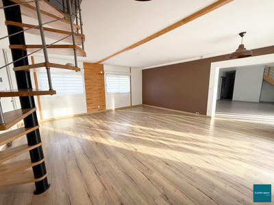 Maison - 170 m² - 7 pièces