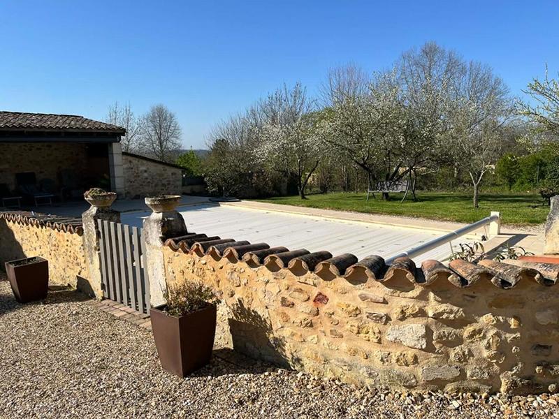 Longère - 430 m² - 1 pièce