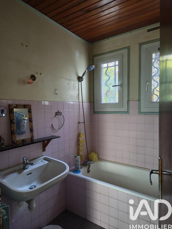 Maison - 140 m² - 8 pièces