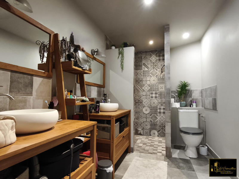 Maison contemporaine - 216 m² - 8 pièces