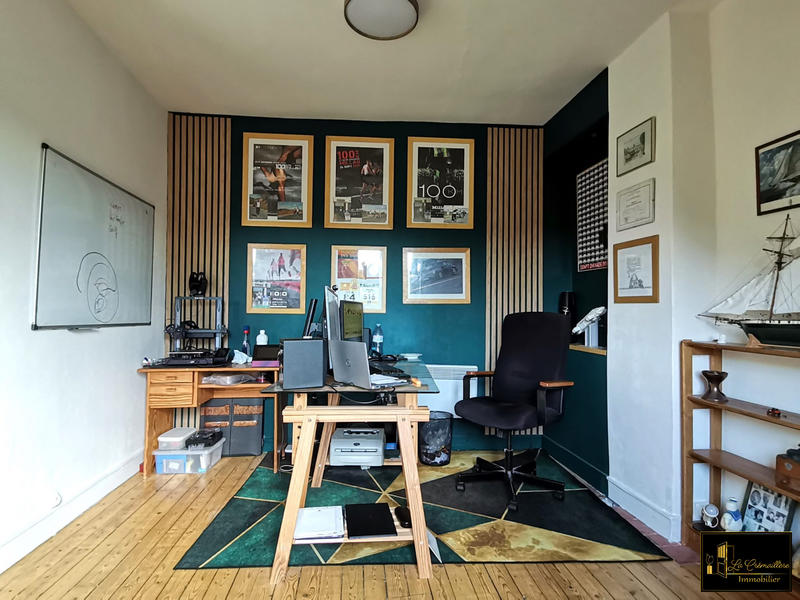 Maison ancienne - 230 m² - 8 pièces