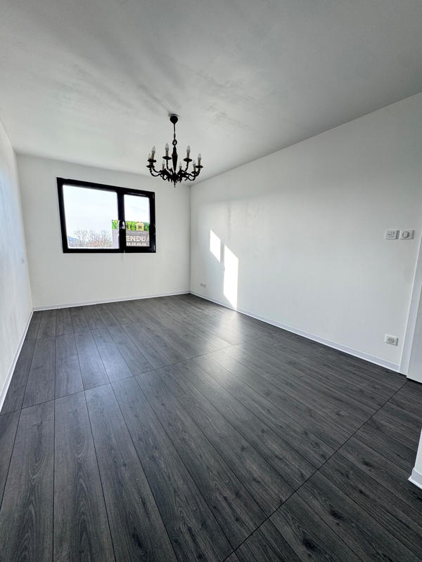 Maison - 155 m² - 6 pièces