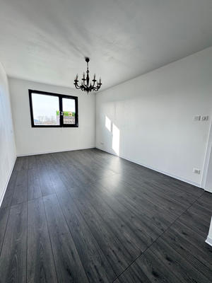 Maison - 155 m² - 6 pièces