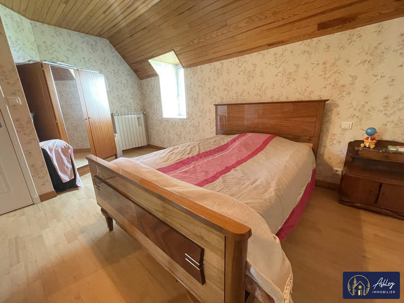 Maison - 180 m² - 5 pièces