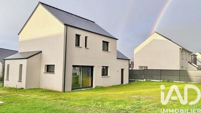 Maison - 103 m² - 6 pièces