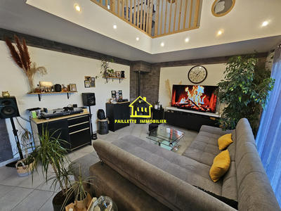 Maison - 137 m² - 5 pièces