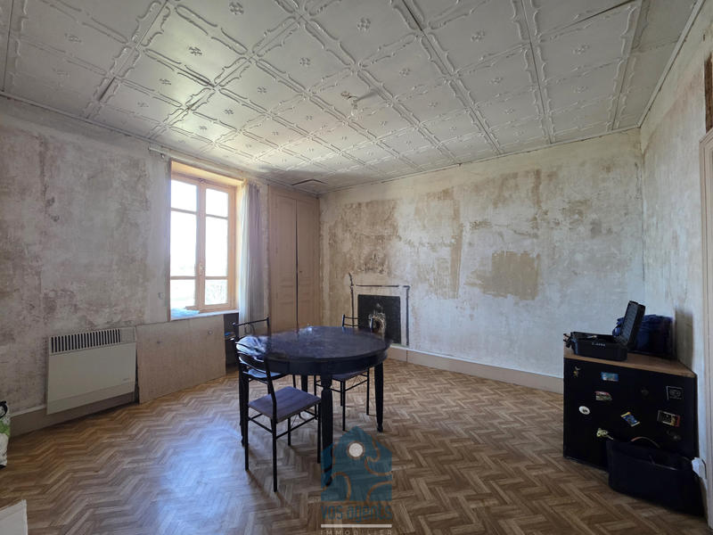 Propriété - 170 m² - 6 pièces